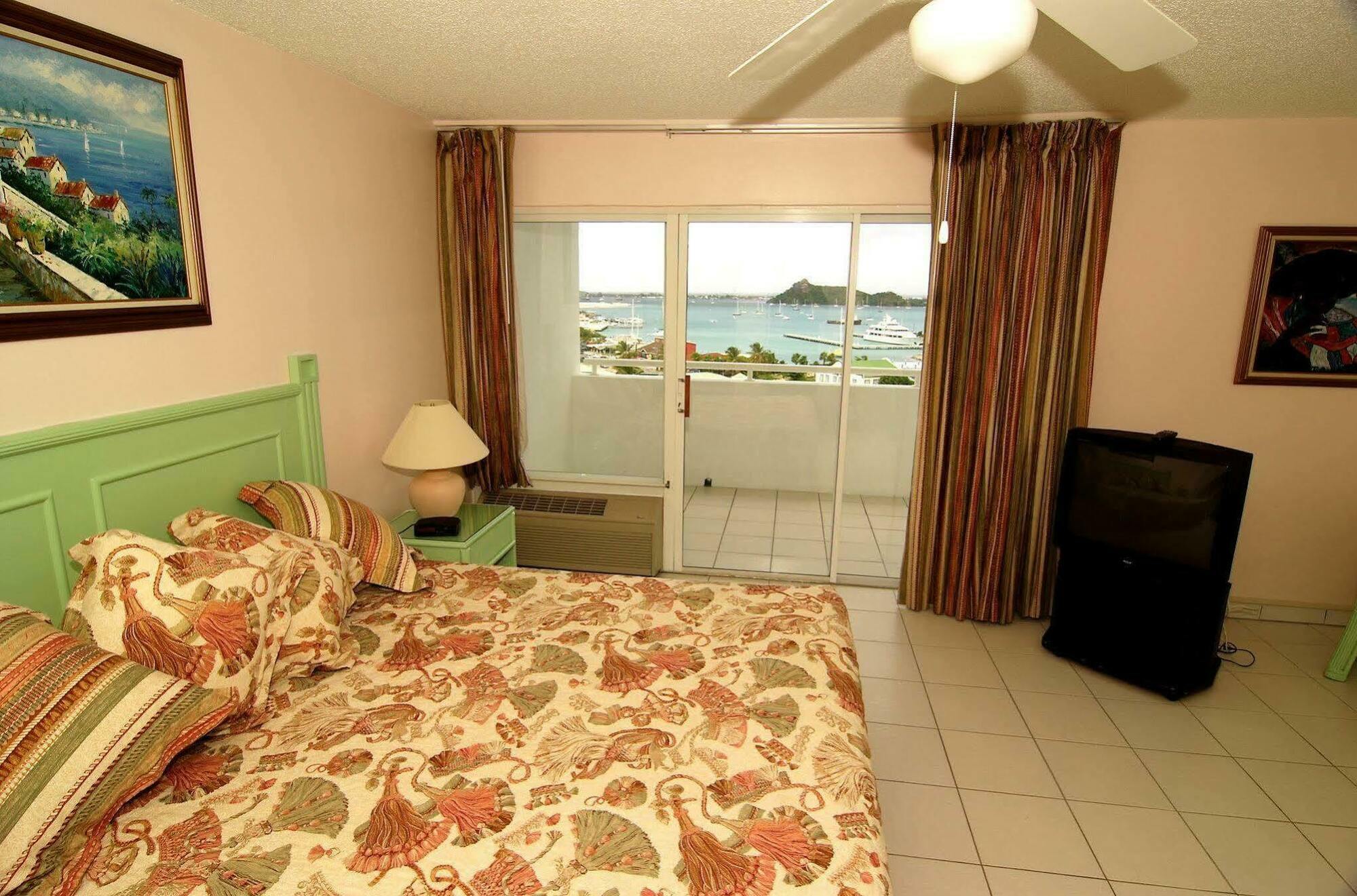 The Atrium Beach Resort And Spa, Ascend Hotel Collection Simpson Bay Room photo